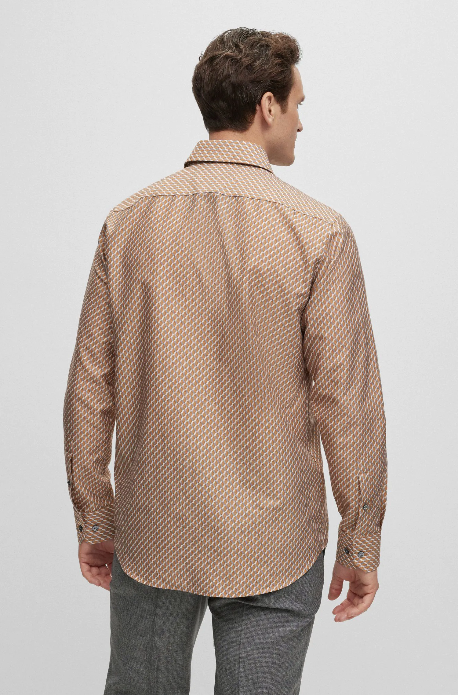 常规版型棉质斜纹布印花衬衫