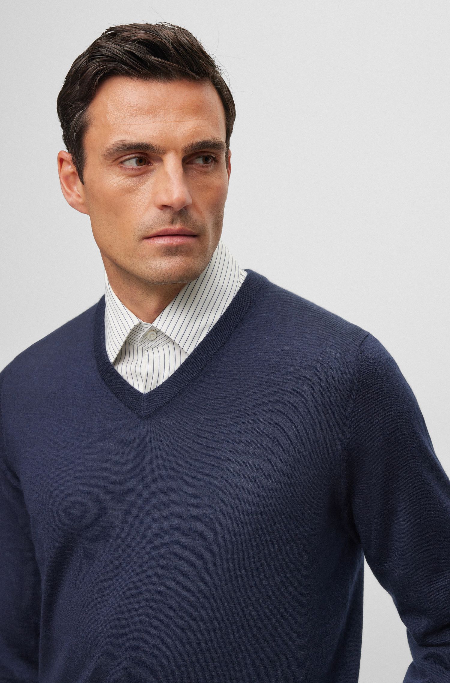 【BOSS博斯】常规版型负责任羊绒 V 领毛衣