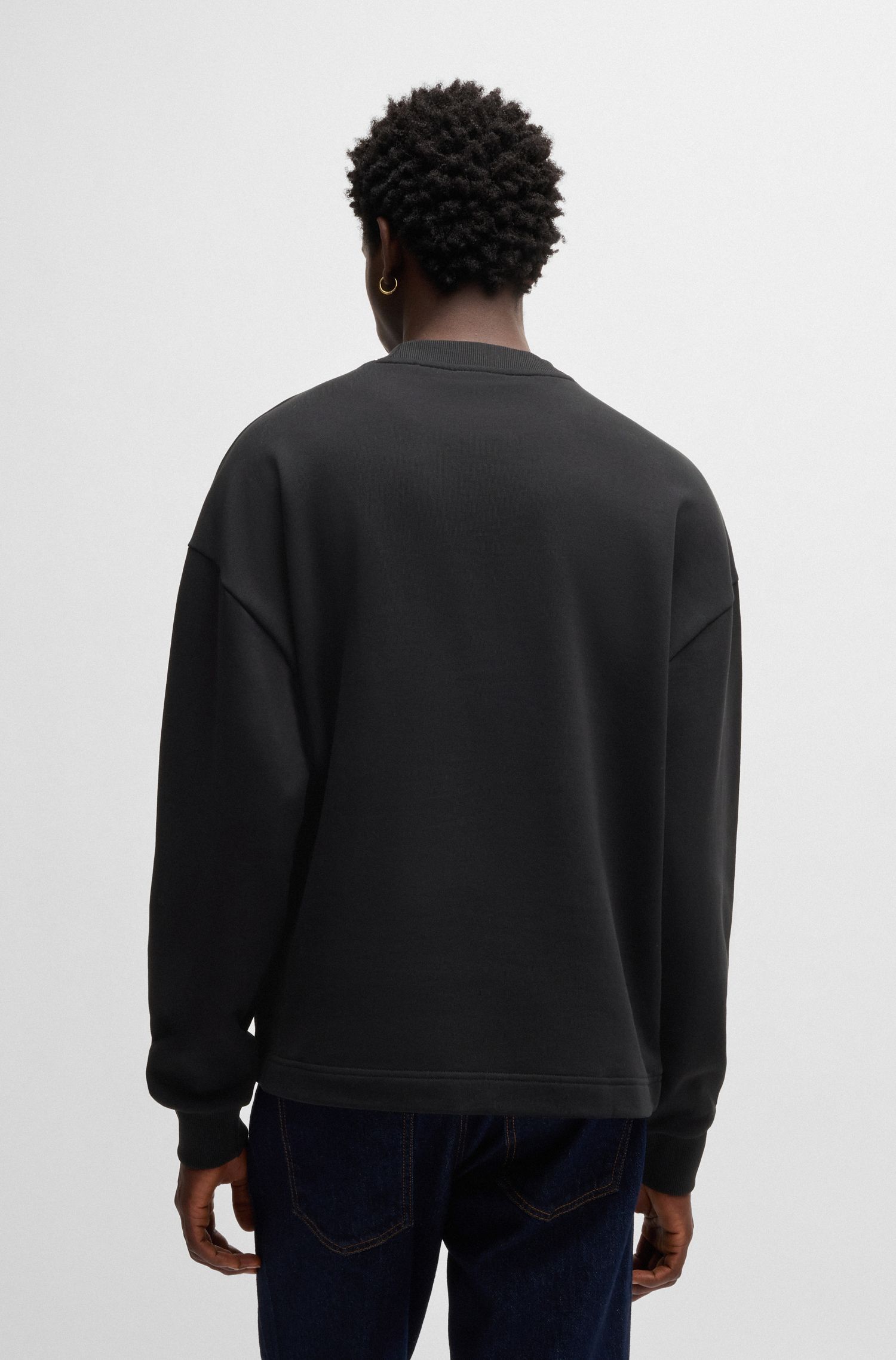 https://pimimg.hugoboss.cn/applet-upload/1740126068-400-50522371-002-47.png