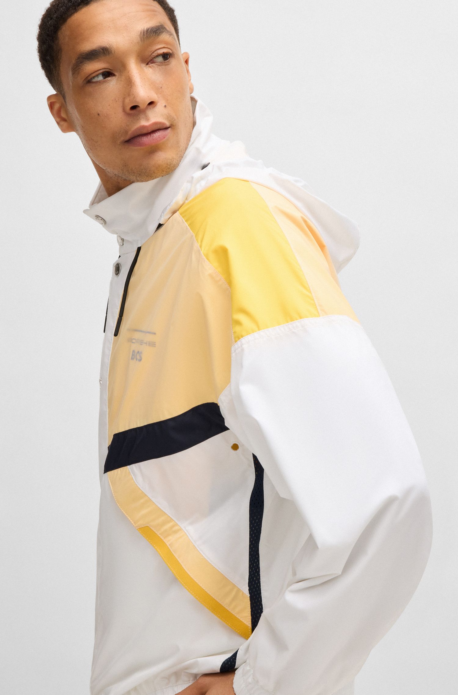 Porsche x BOSS 防泼水拼色夹克