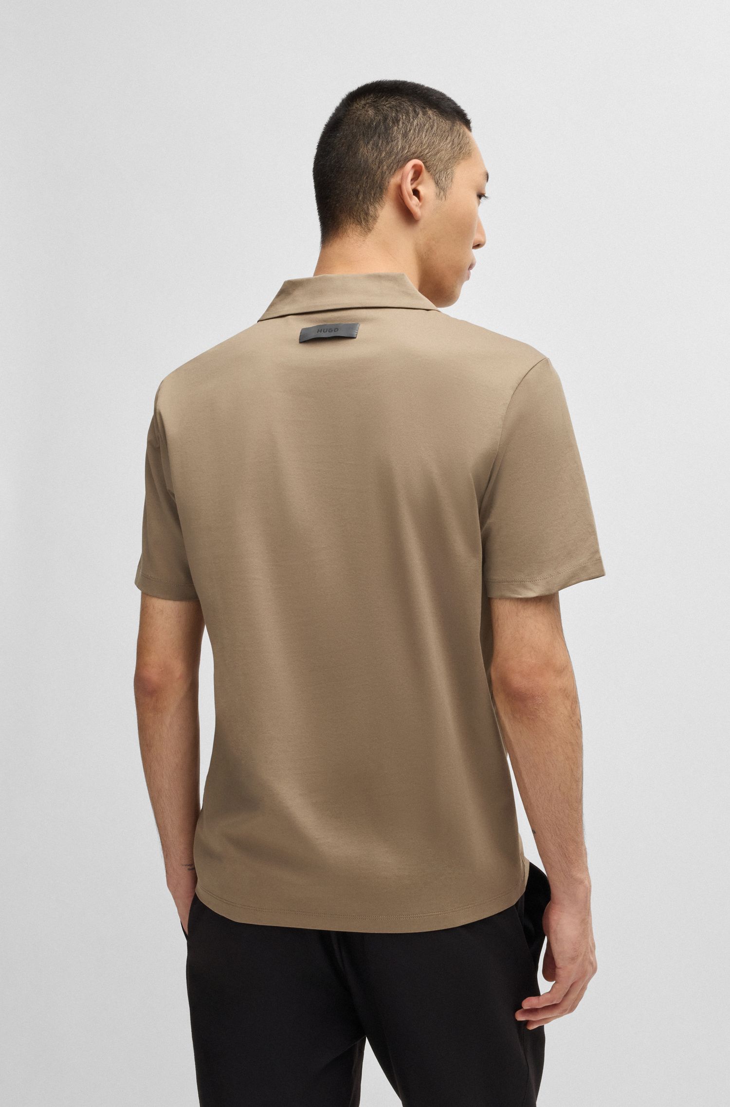 小立领设计丝光棉质修身 Polo 衫