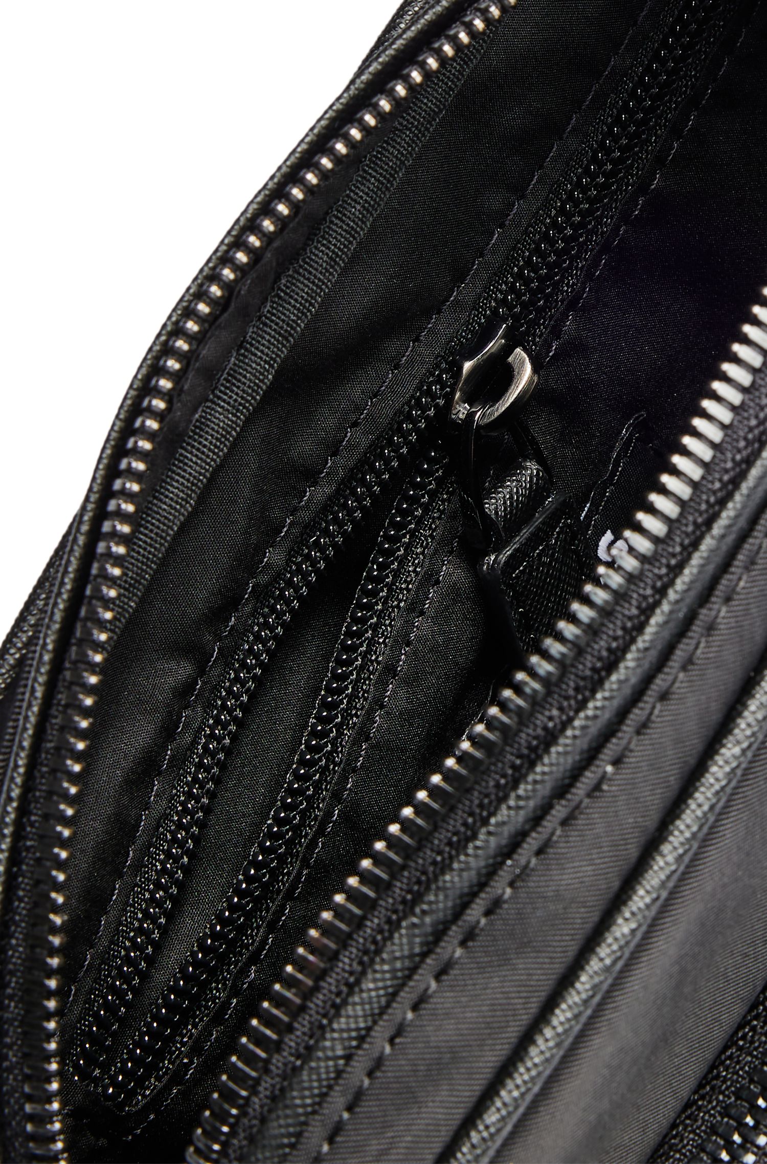 【BOSS博斯】双 B 交织字母斜挎包