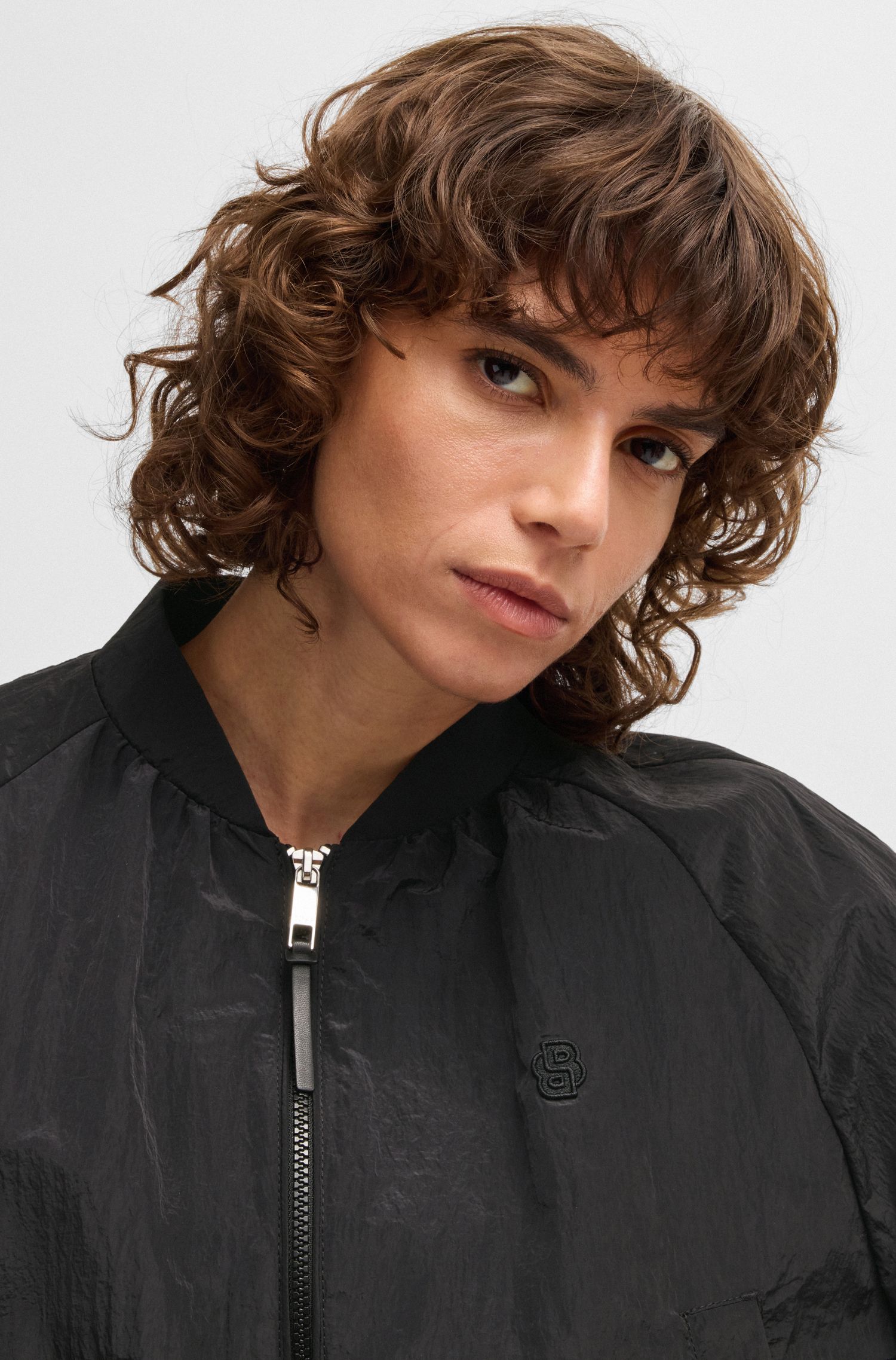 【BOSS博斯】双 B 造型交织字母装饰褶皱面料夹克