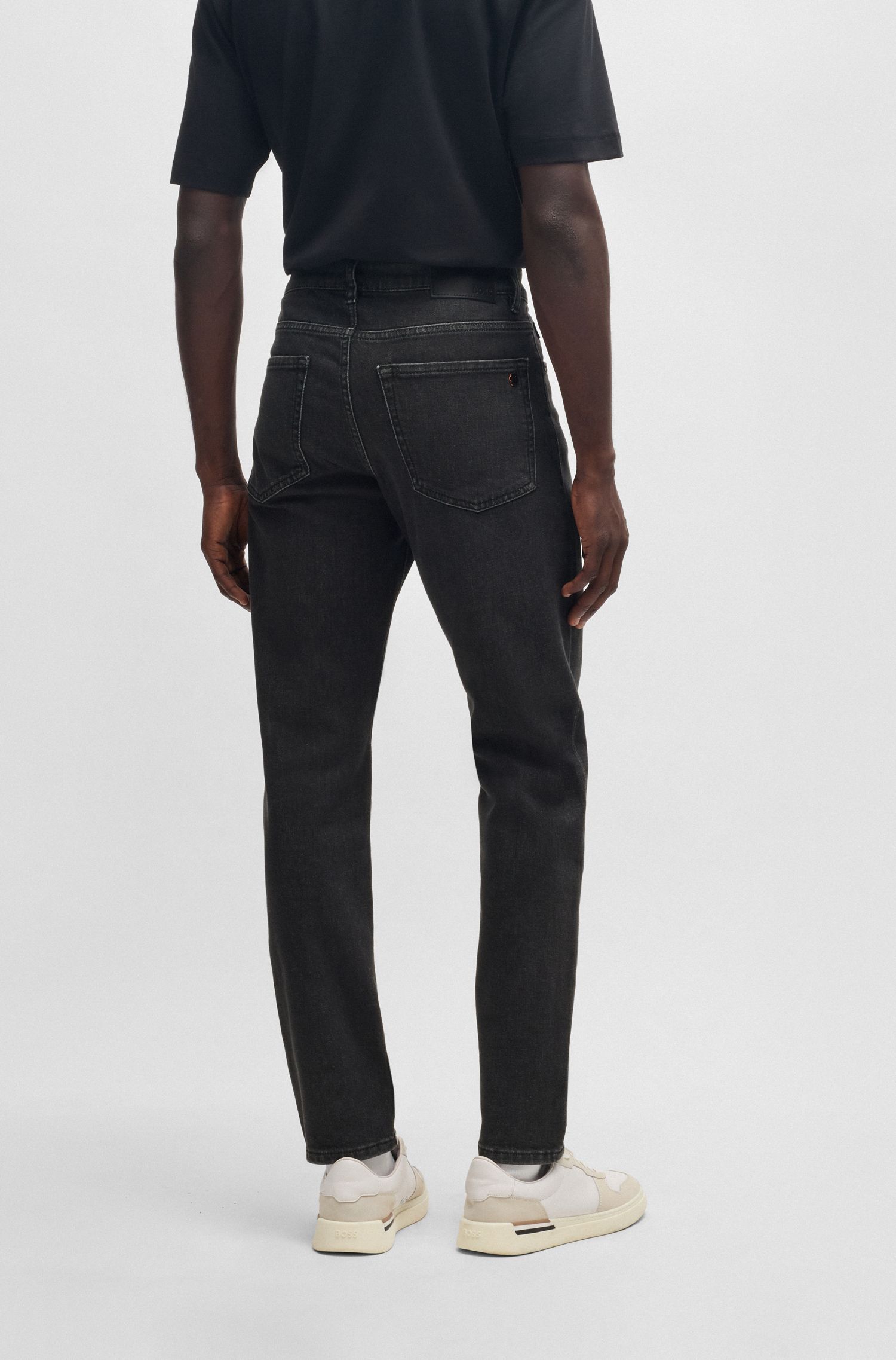 【BOSS博斯】黑色舒适弹力锥形牛仔裤