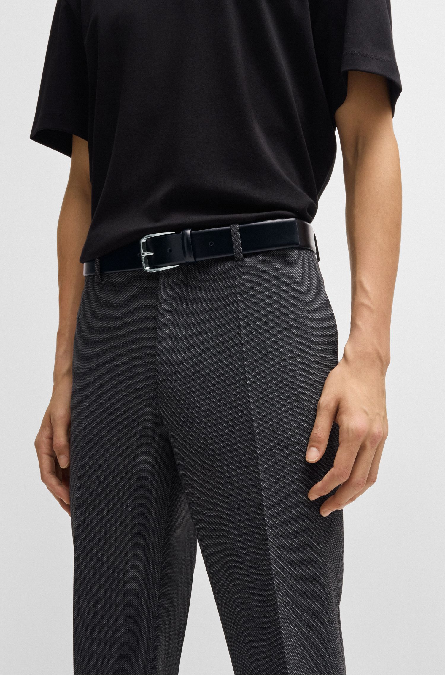 【HUGO雨果】品牌标识装饰牌扣意大利皮革腰带