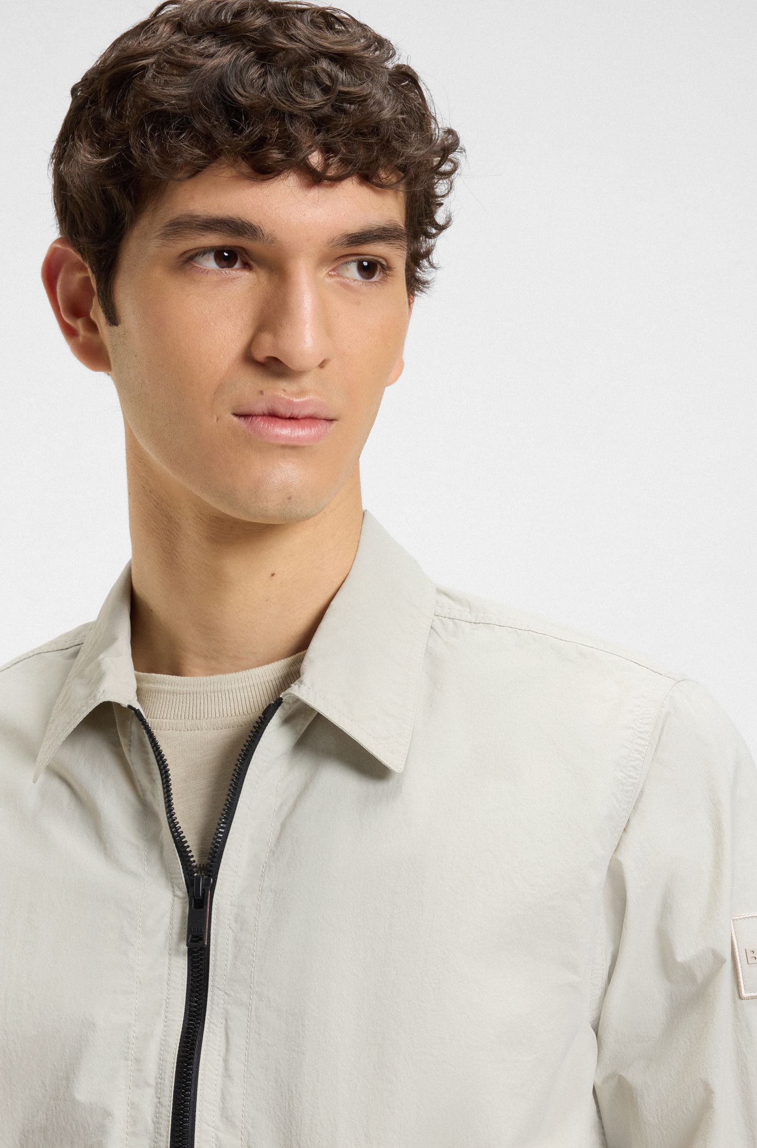 【BOSS博斯】哑光褶皱面料宽松版型衬衫