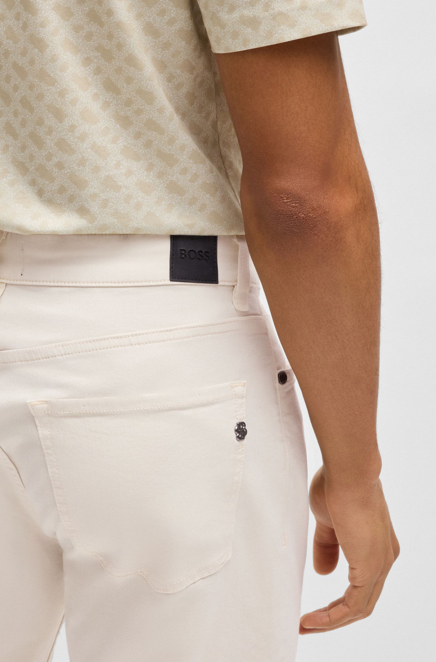 【BOSS博斯】牛仔布常规版型牛仔裤