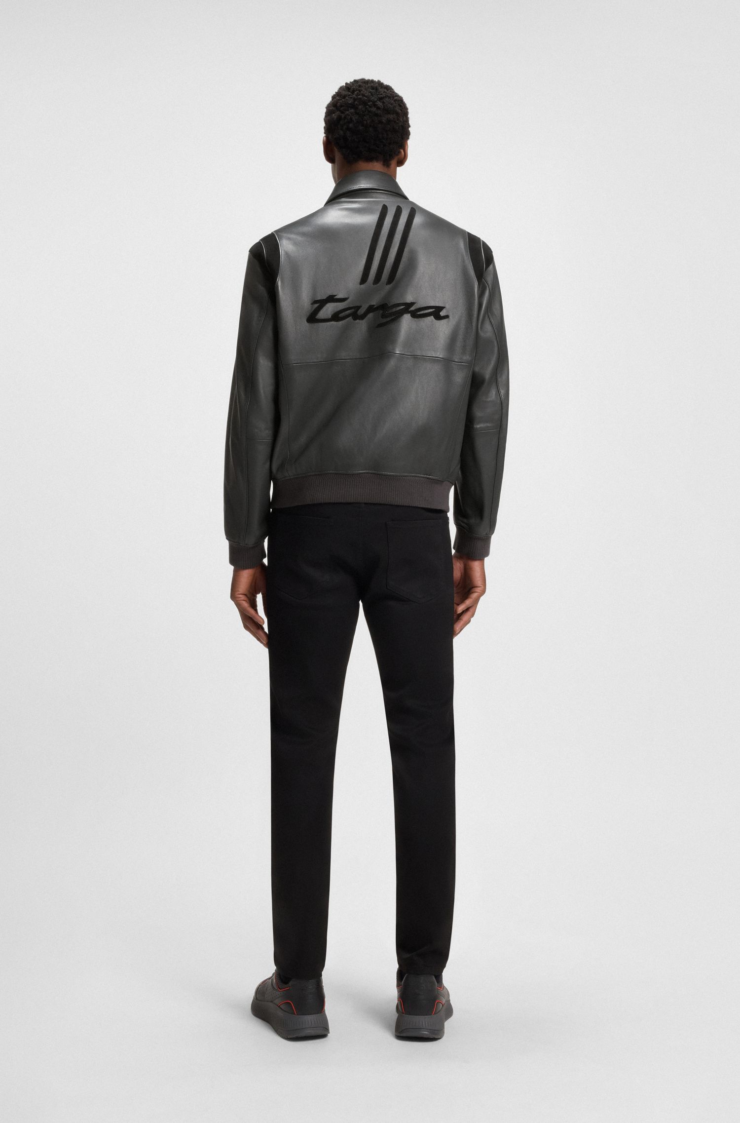 Porsche x BOSS 皮夹克