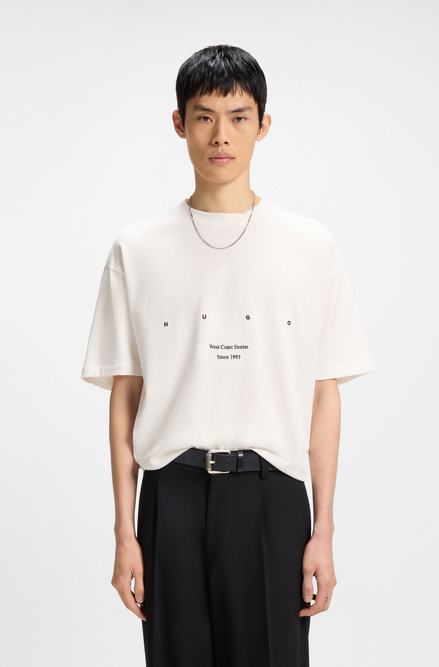 【HUGO雨果】LA 艺术图案装饰棉质平纹针织 T 恤