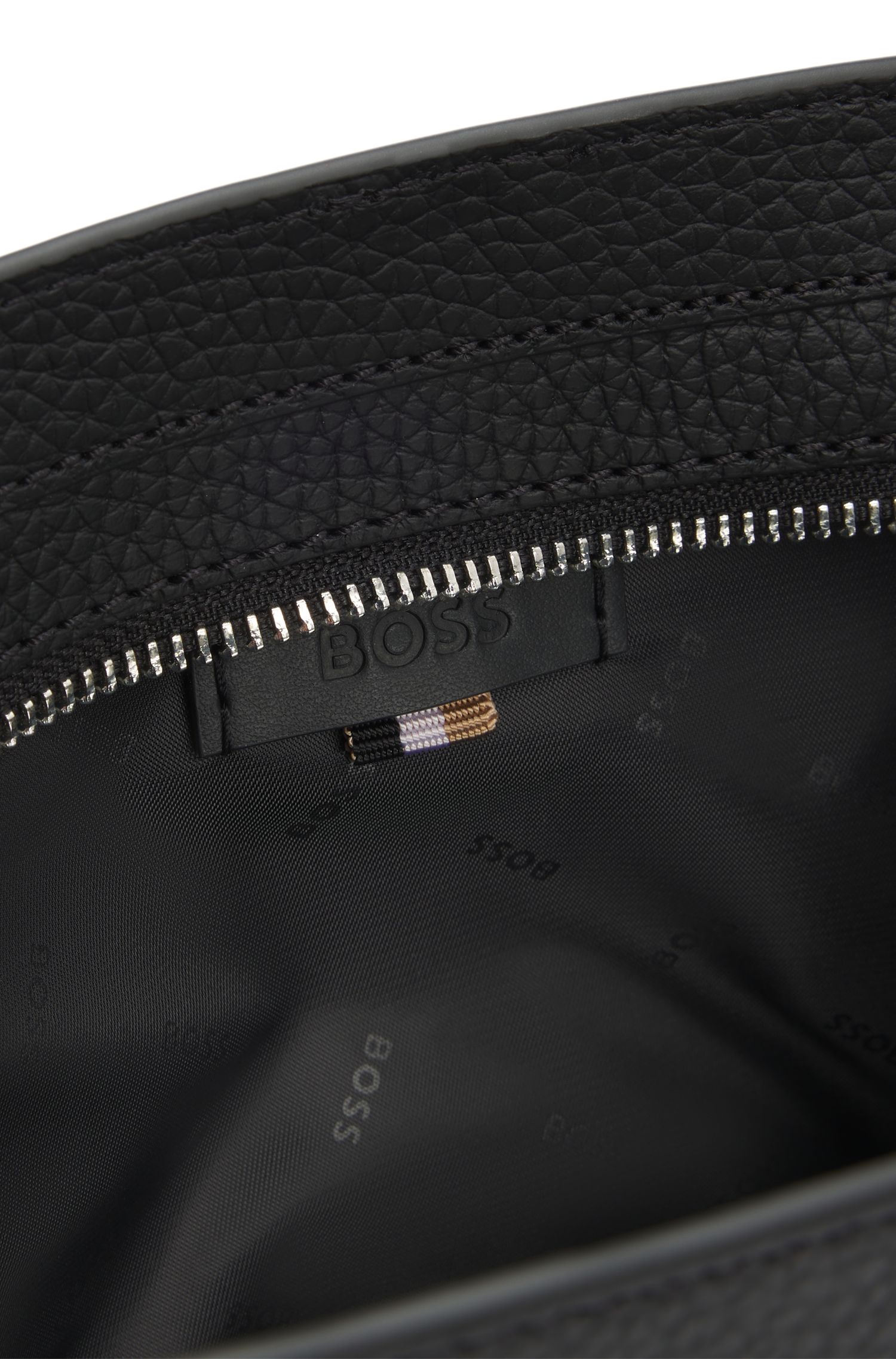 【BOSS博斯】压印徽标意大利皮革公文包