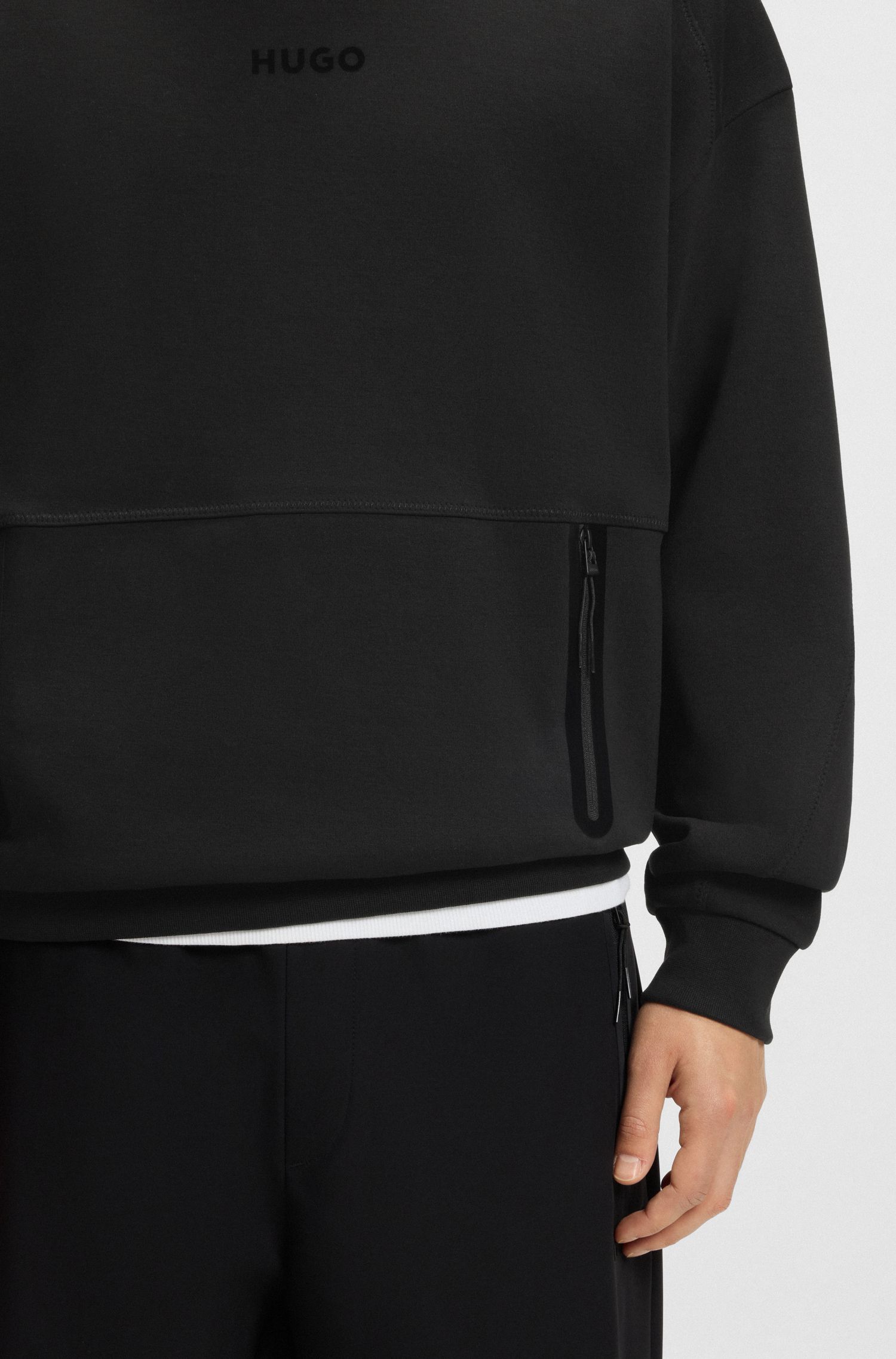 【HUGO雨果】反光徽标装饰细节棉质混纺运动衫