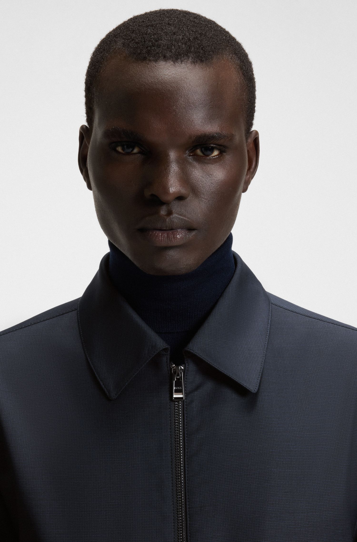 【BOSS博斯】羊毛混纺修身两件套西装