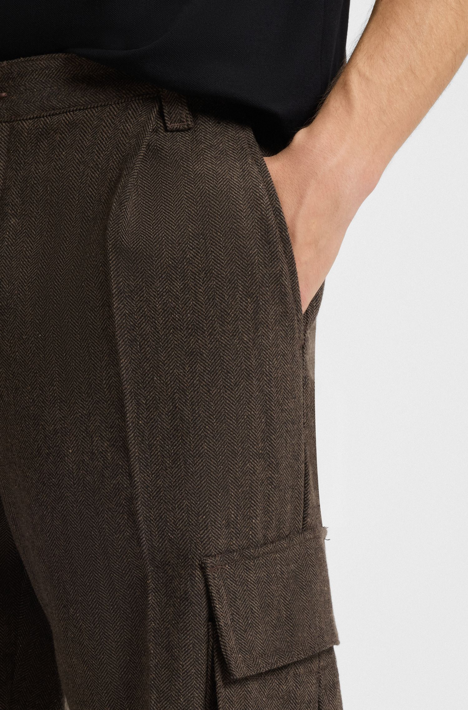 【HUGO雨果】人字纹面料修身工装长裤