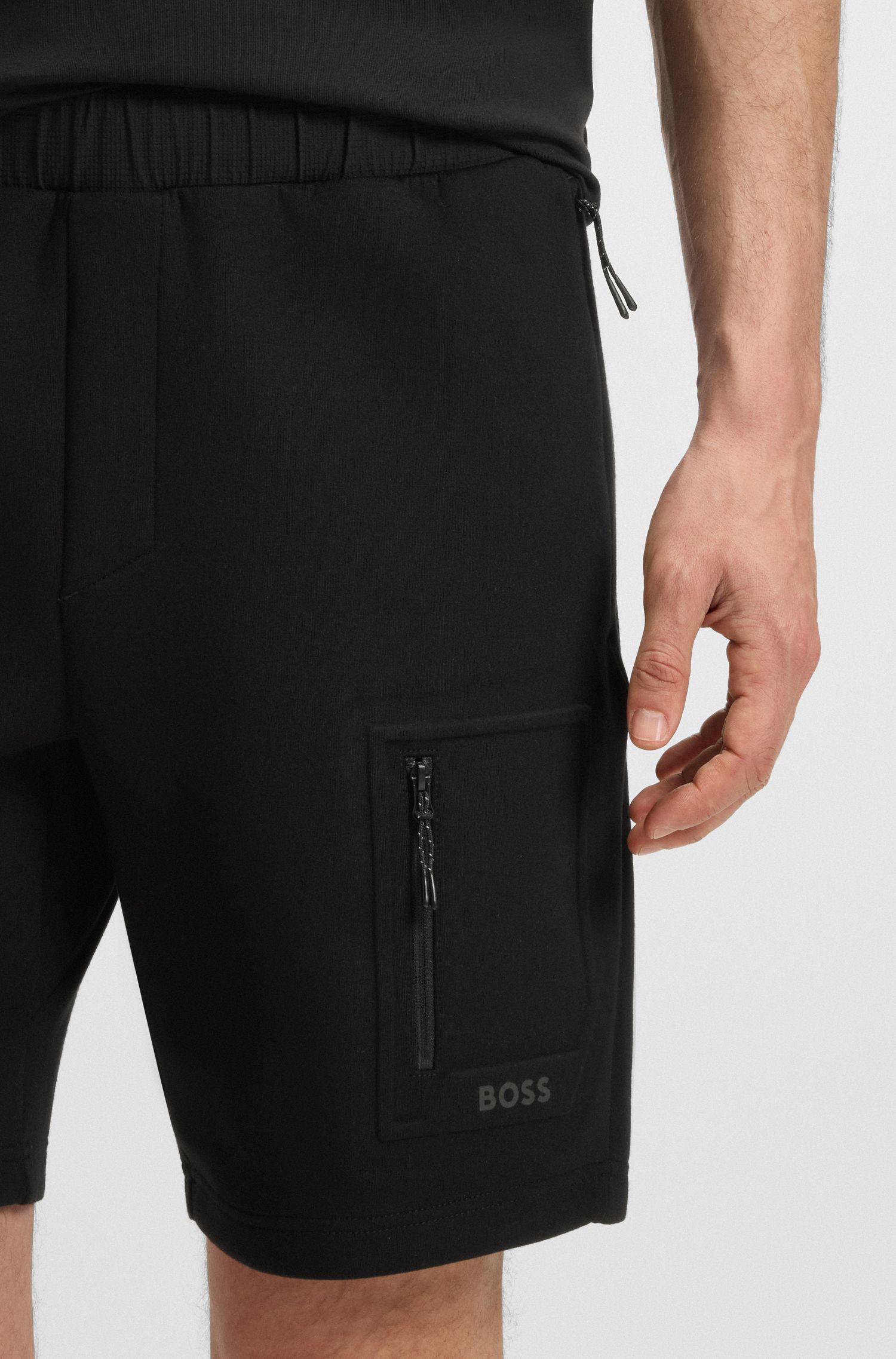 【BOSS博斯】反光细节运动款常规版型短裤