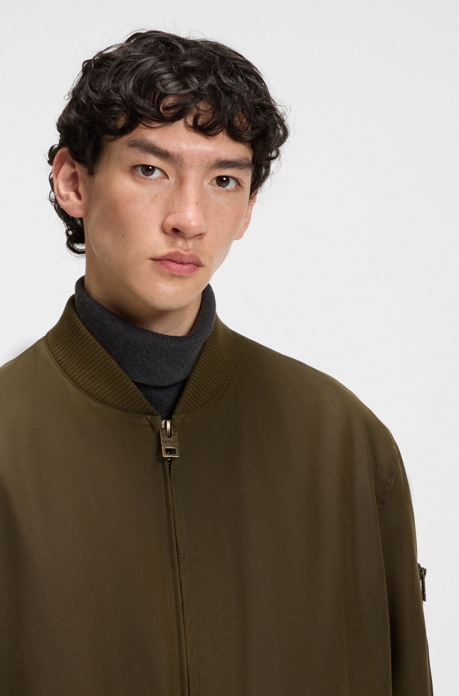 【HUGO雨果】可调节下摆打蜡棉质飞行员夹克