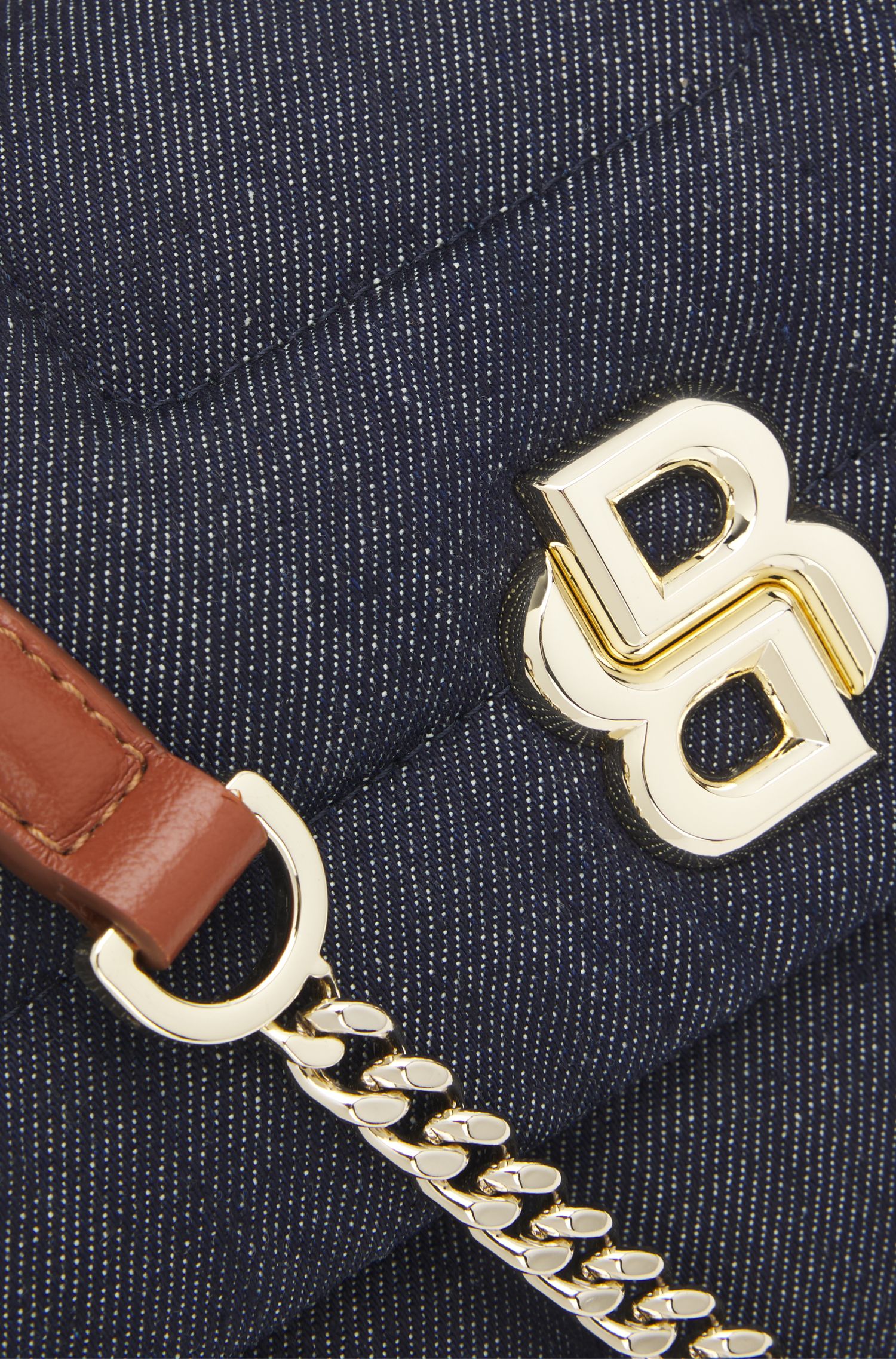 【BOSS博斯】双 B 交织字母装饰绗缝牛仔单肩包