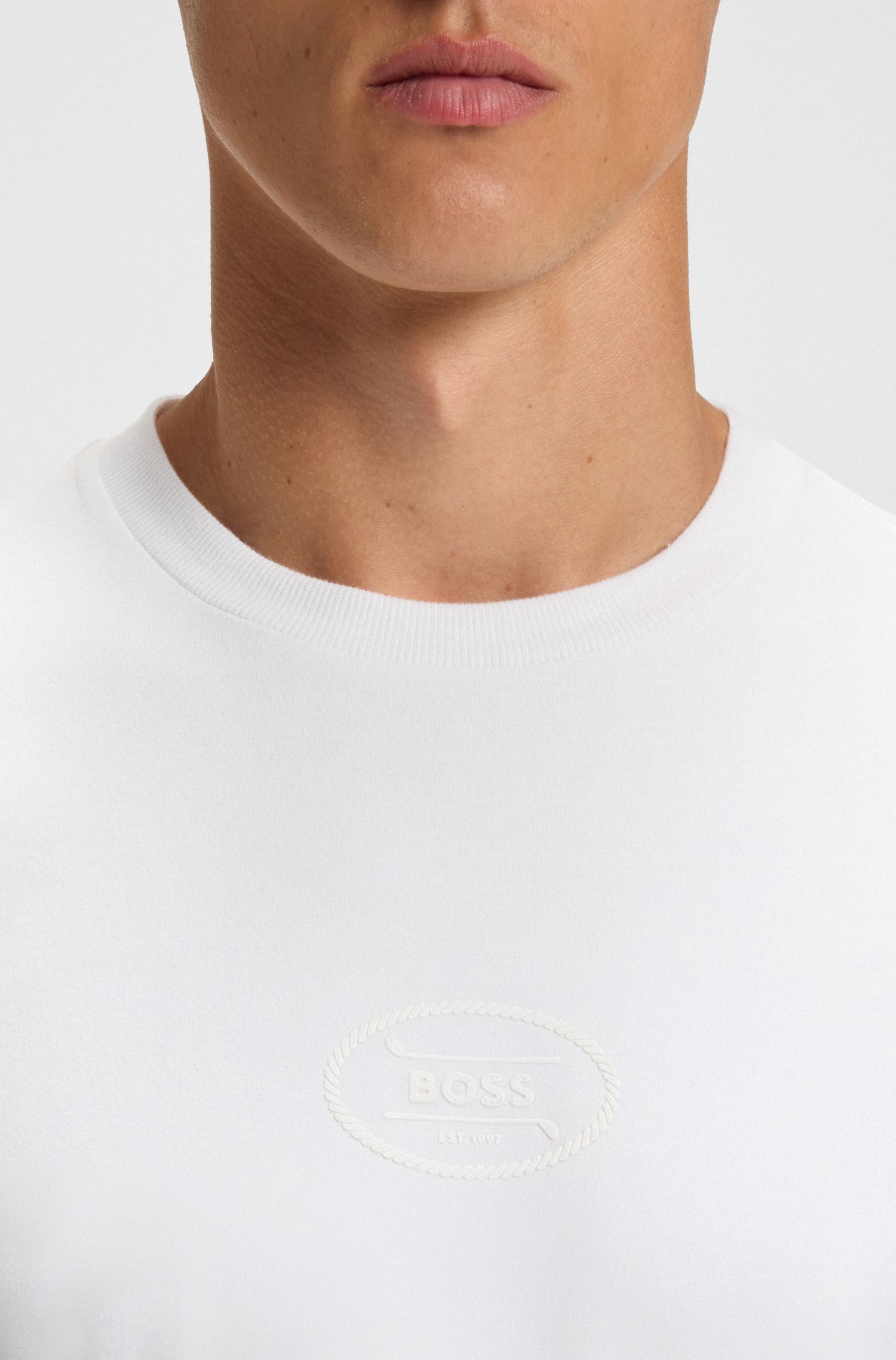 【BOSS博斯】同色系徽标艺术图案弹力棉 T 恤