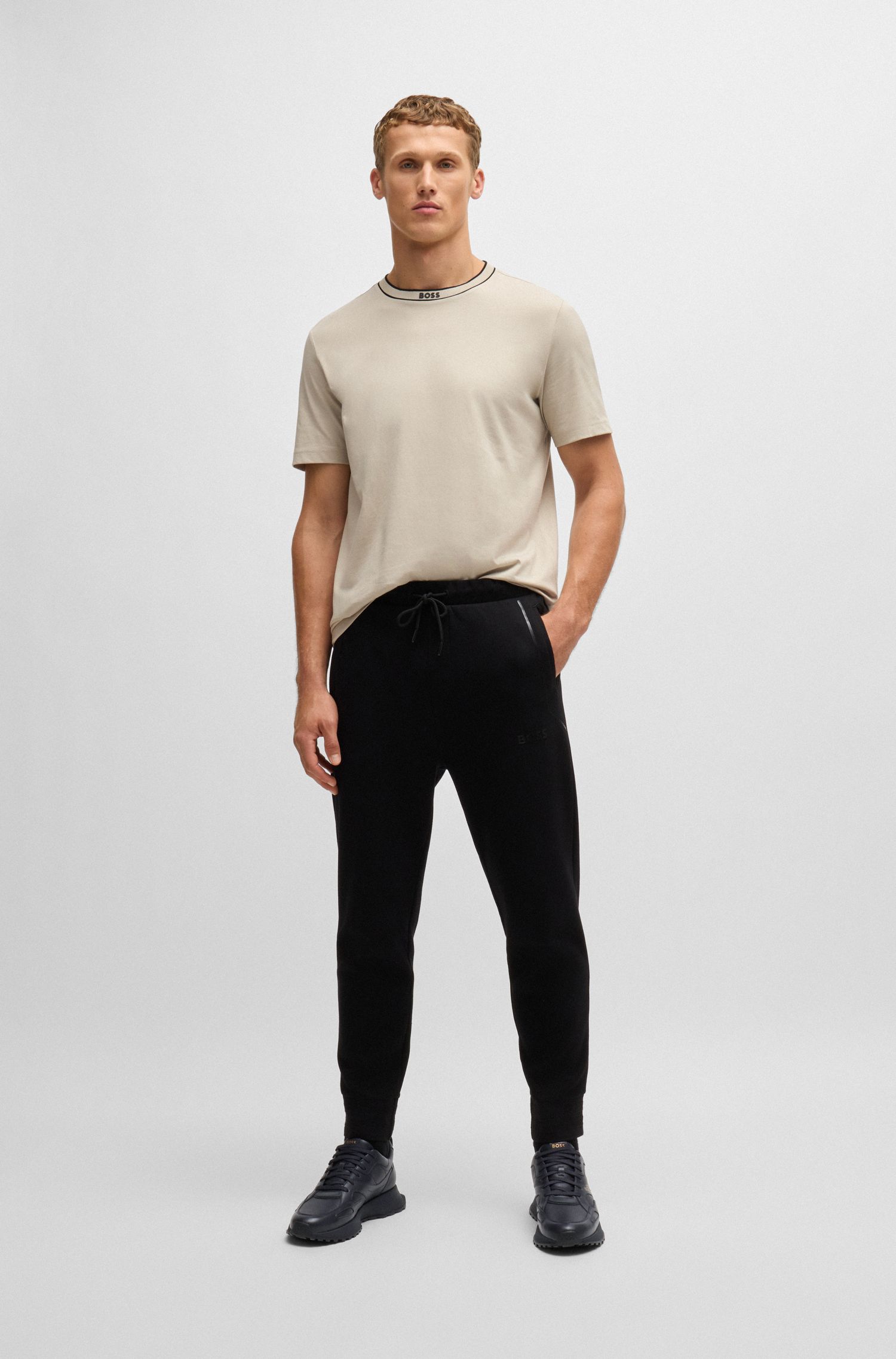 【BOSS博斯】GORE-TEX® 皮革运动鞋