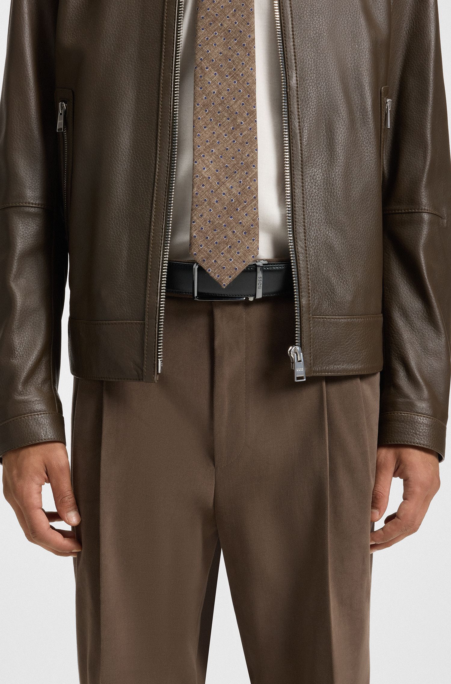 【BOSS博斯】徽标装饰扣环意大利皮革自动腰带