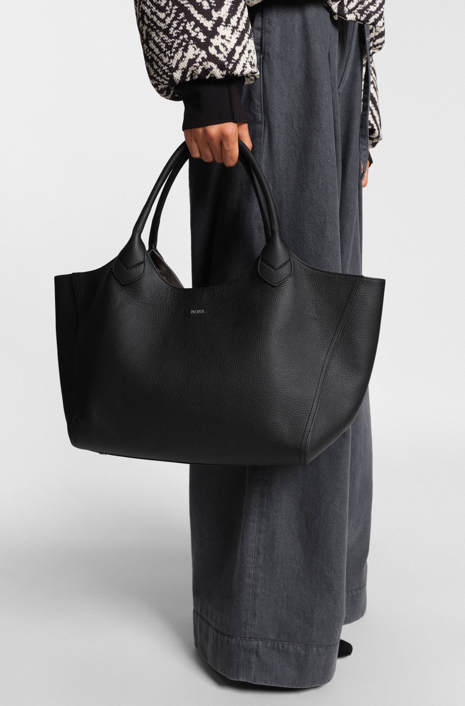 【BOSS博斯】徽标字母装饰粒面皮革托特包
