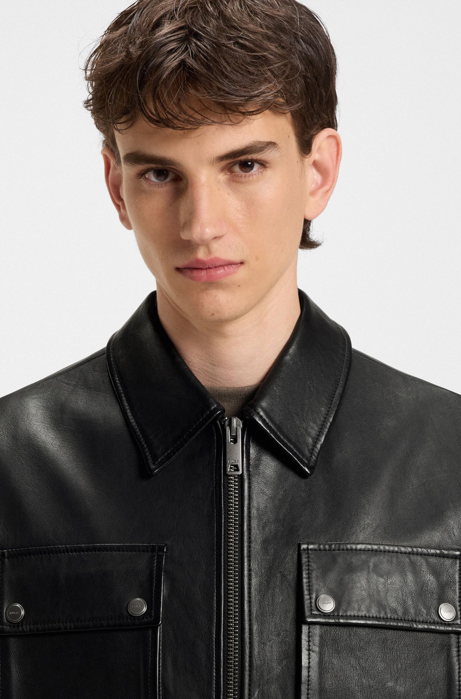 【HUGO雨果】翻盖口袋常规版型皮夹克